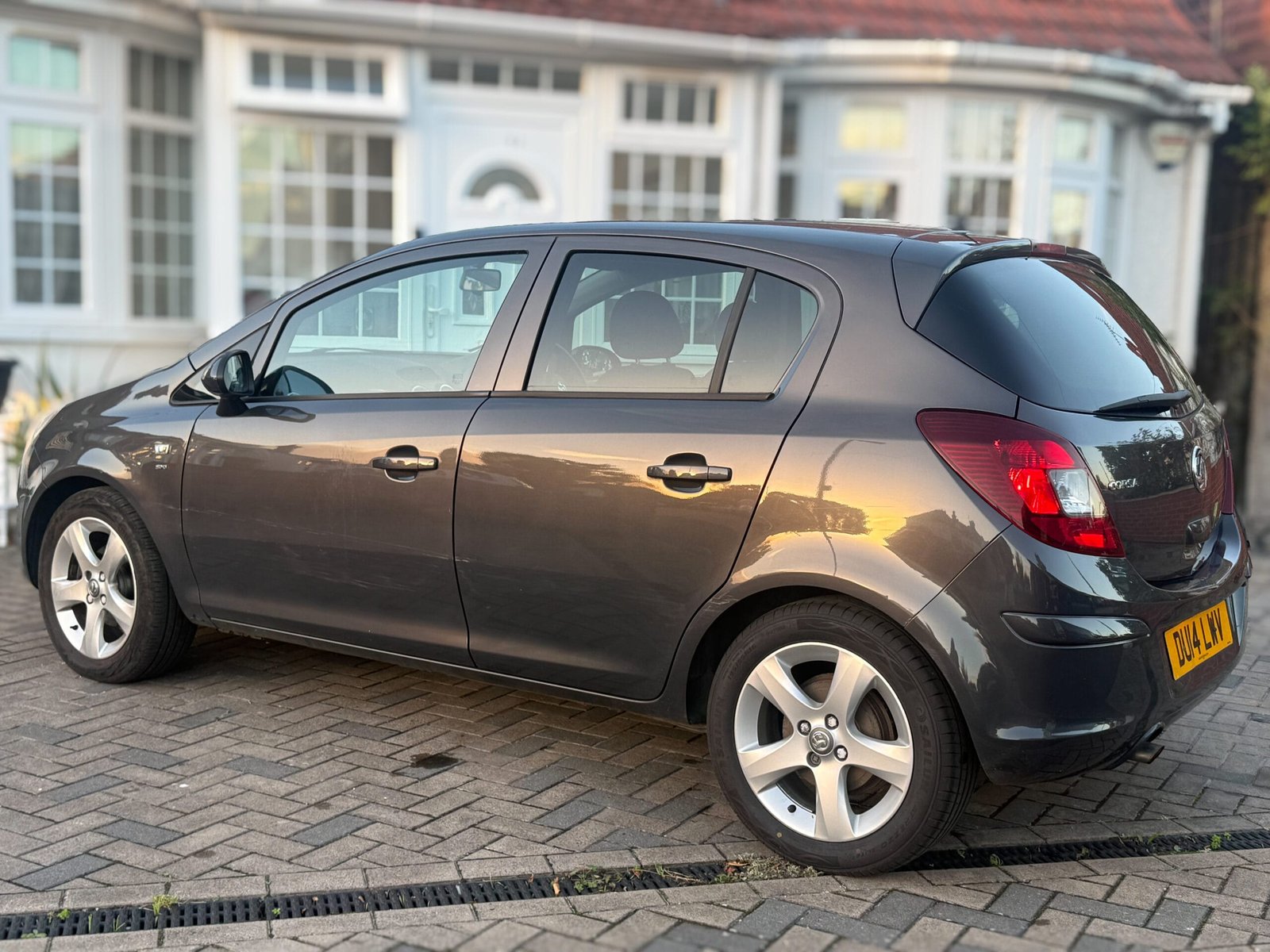 
Vauxhall Corsa 1.4 SXI full									