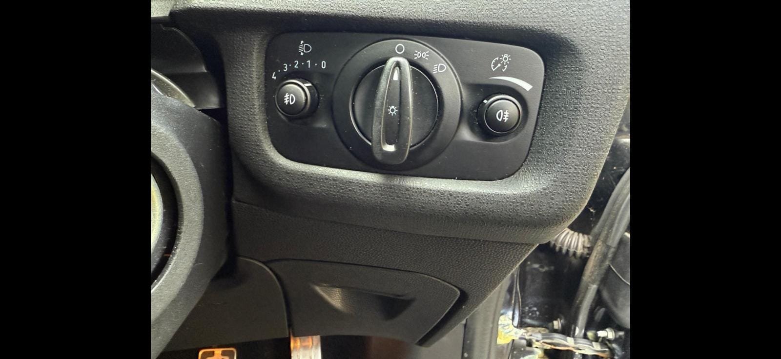 
Ford Fiesta 1.0 Black Ed. full									