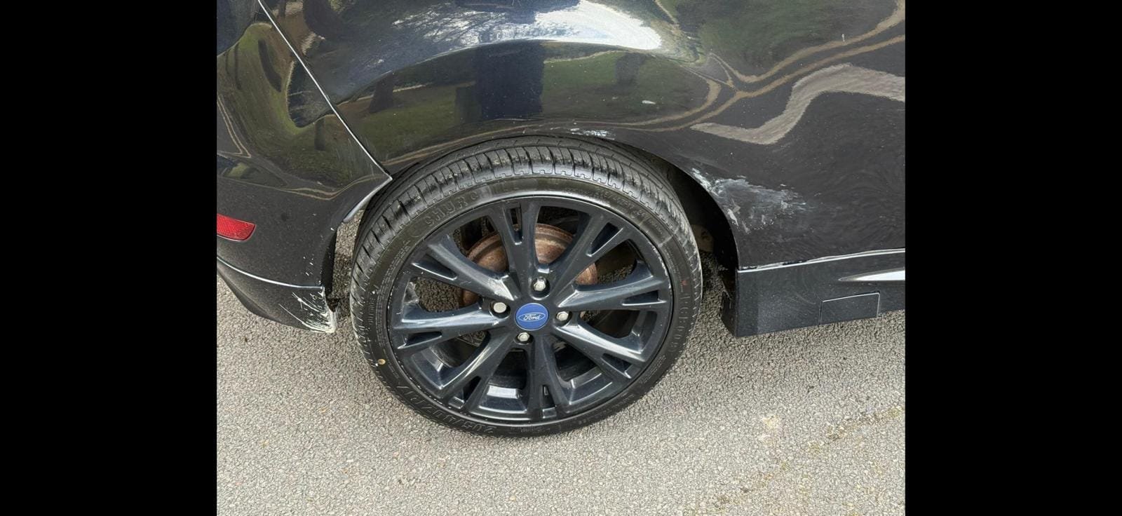 
Ford Fiesta 1.0 Black Ed. full									