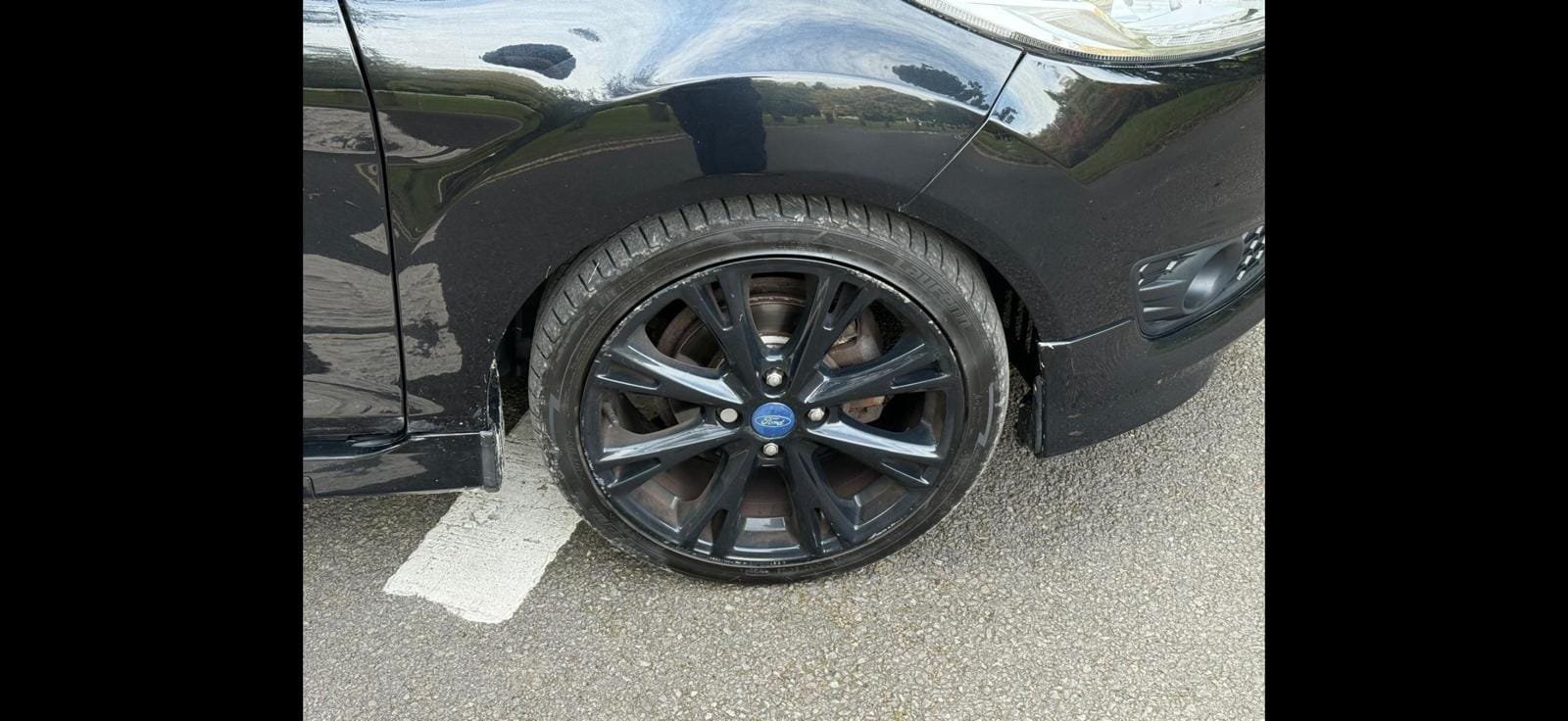 
Ford Fiesta 1.0 Black Ed. full									