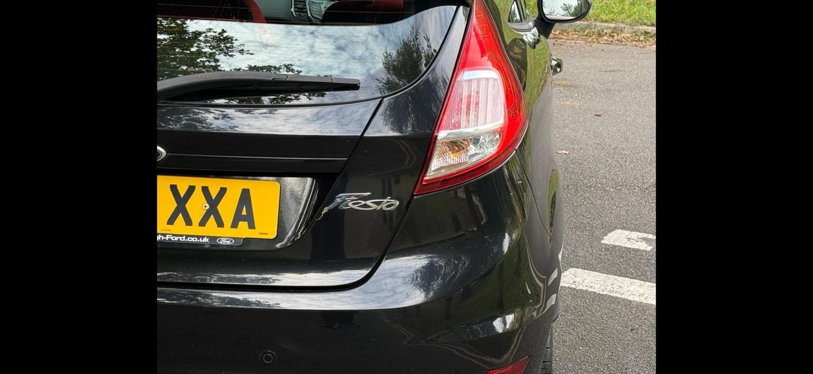 
Ford Fiesta 1.0 Black Ed. full									