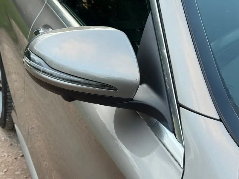 
Mercedes C Class 2.0L full									