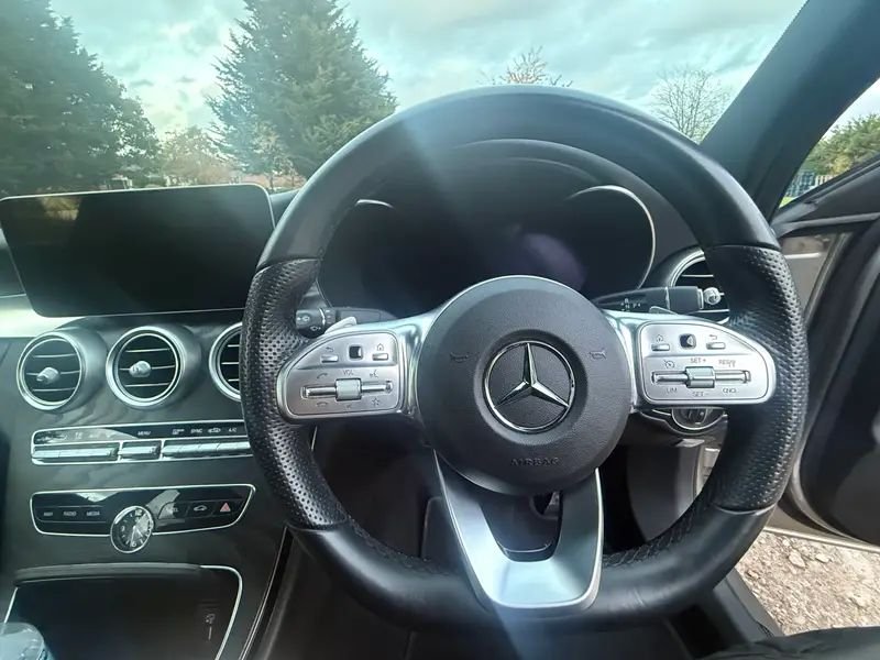 
Mercedes C Class 2.0L full									