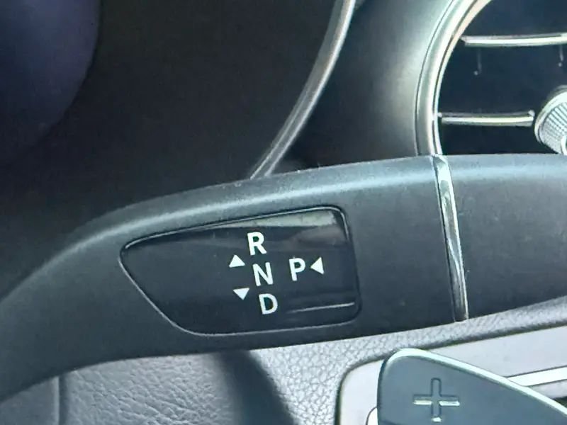 
Mercedes C Class 2.0L full									