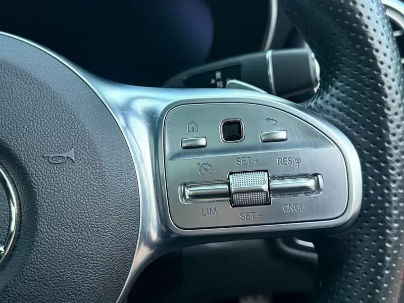 
Mercedes C Class 2.0L full									