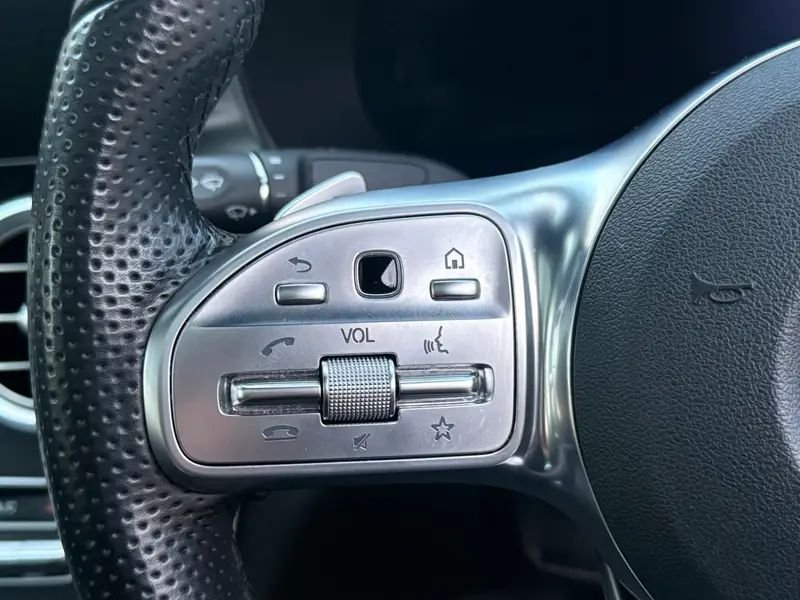 
Mercedes C Class 2.0L full									