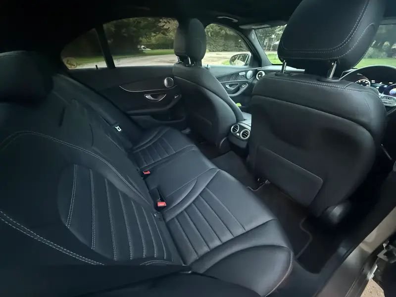 
Mercedes C Class 2.0L full									