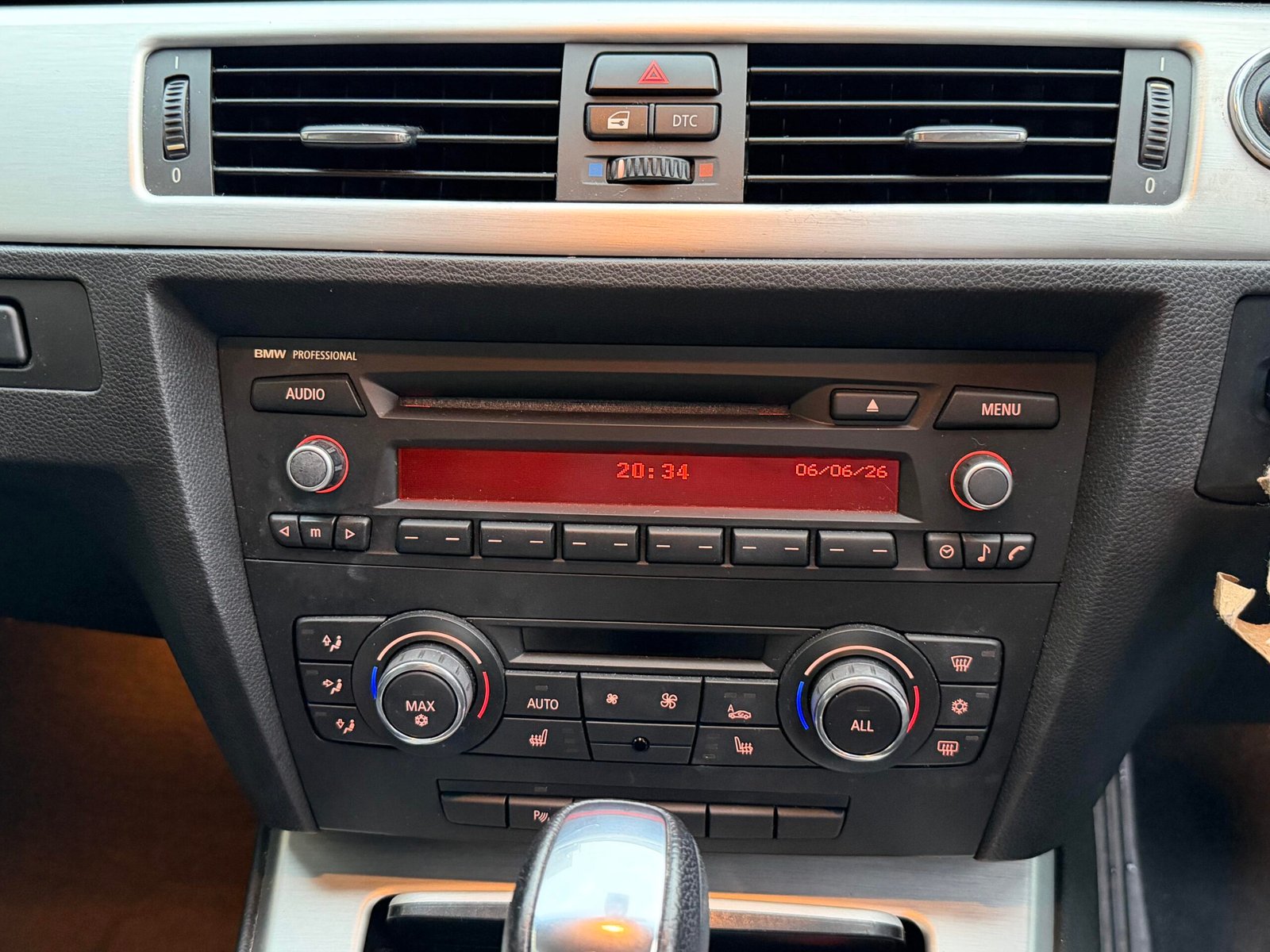 
								BMW 3 Series 2.0 320i M Sport Steptronic Euro 5 full									