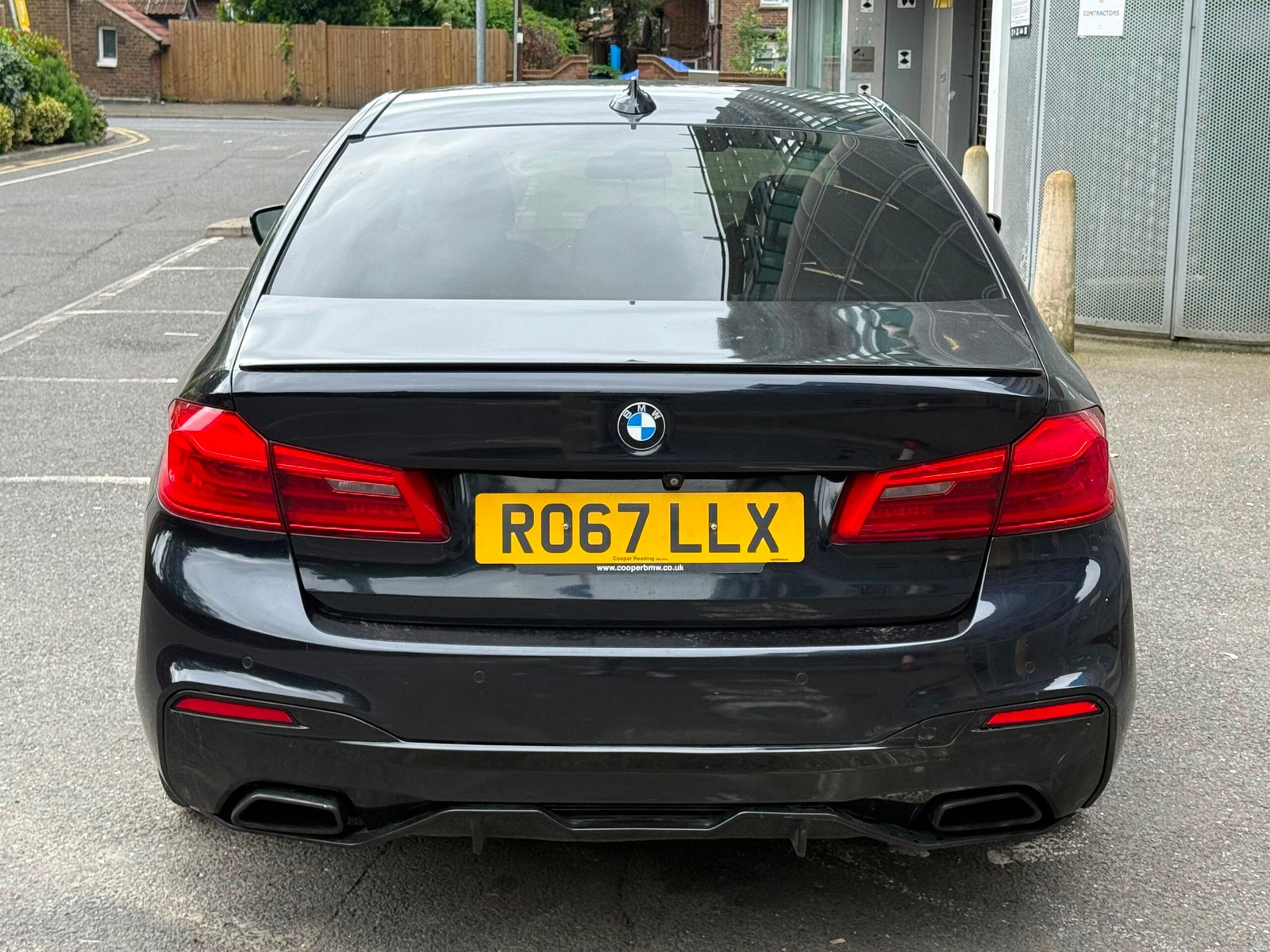 
								BMW 5 Series 2.0 520d M Sport Auto xDrive Euro 6 full									