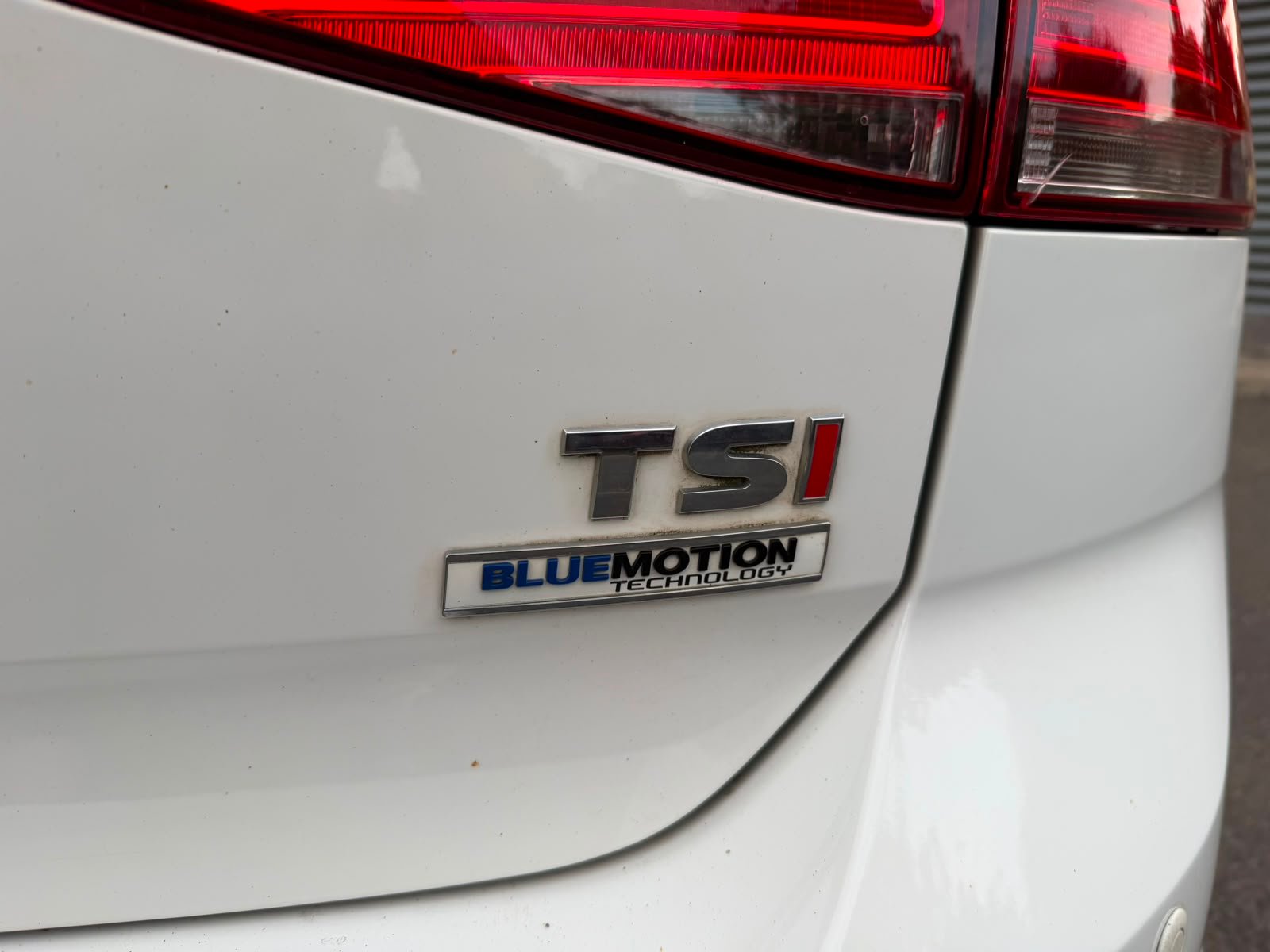 
								Volkswagen Golf 1.4 TSI BlueMotion Tech SE DSG Euro 5 full									