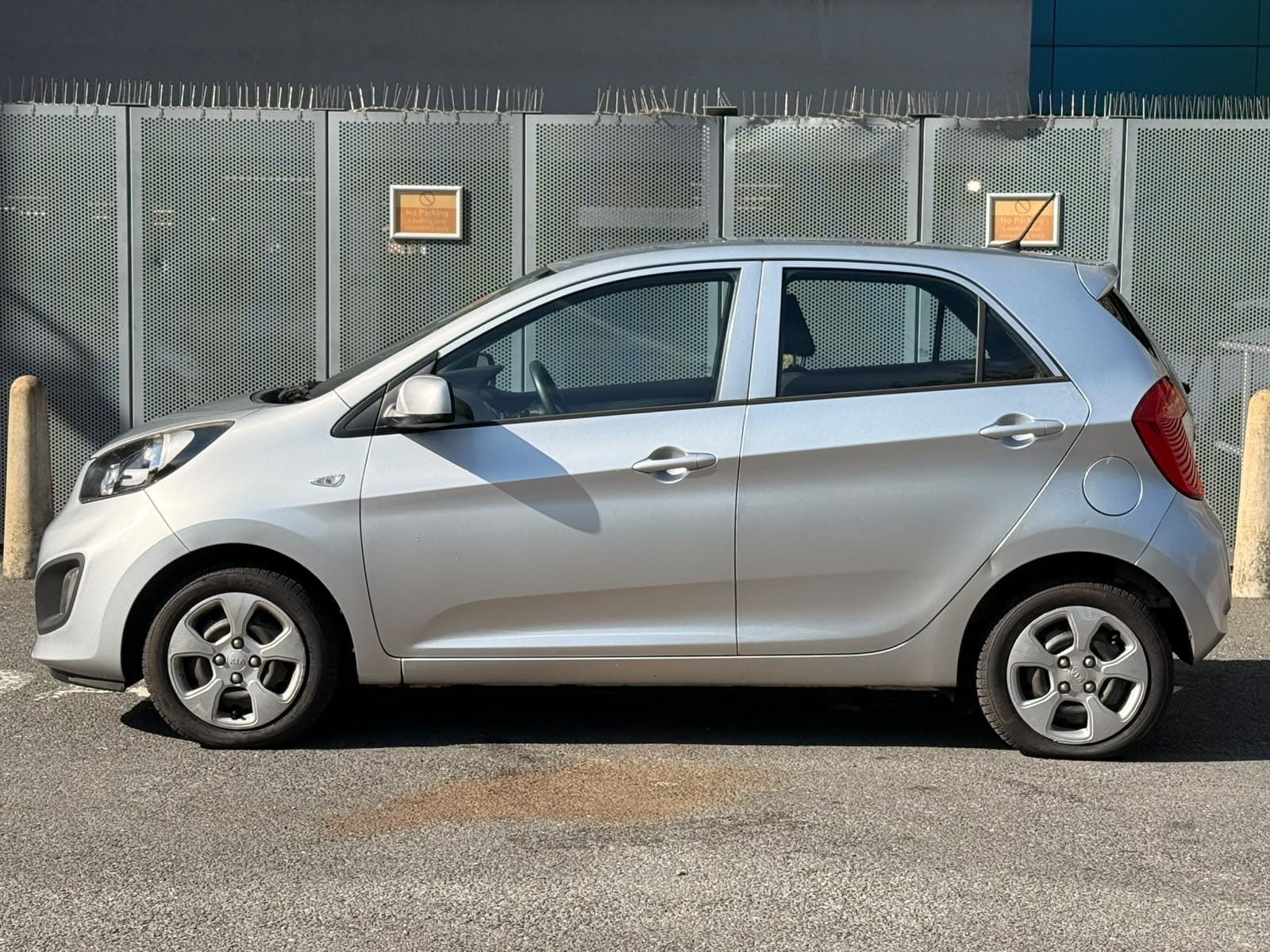 
								Kia Picanto 1.0 1 Euro 5 5dr full									