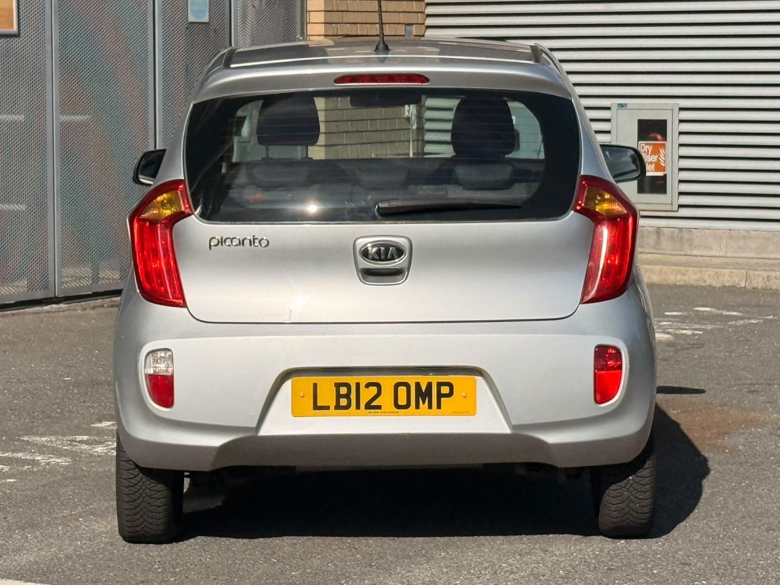 
								Kia Picanto 1.0 1 Euro 5 5dr full									