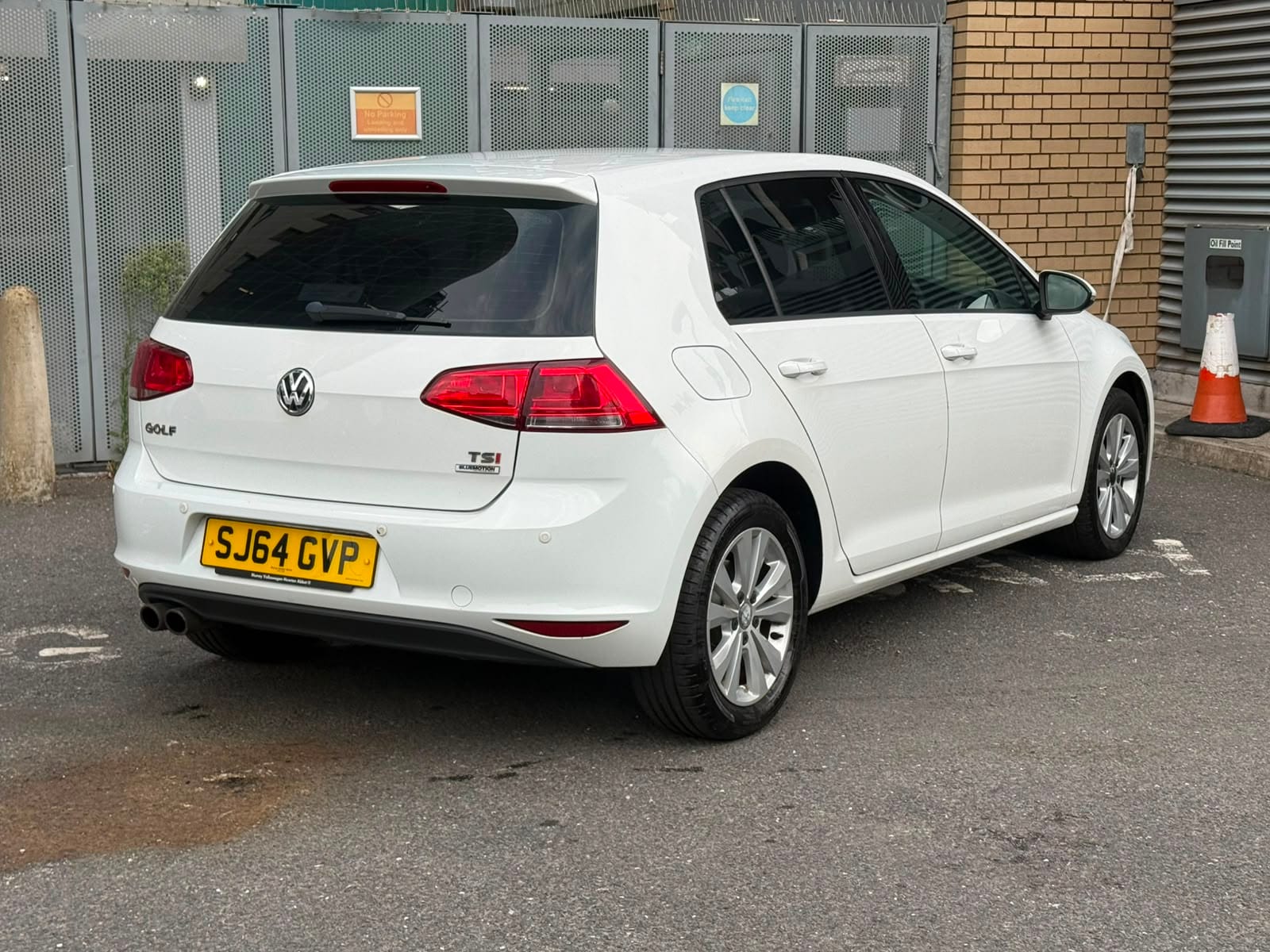 
								Volkswagen Golf 1.4 TSI BlueMotion Tech SE DSG Euro 5 full									