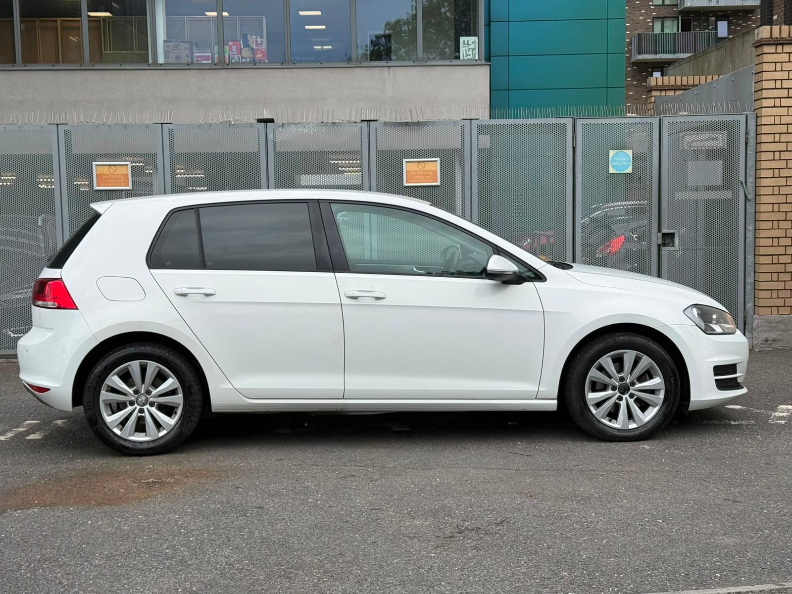 Volkswagen Golf 1.4 TSI BlueMotion Tech SE DSG Euro 5